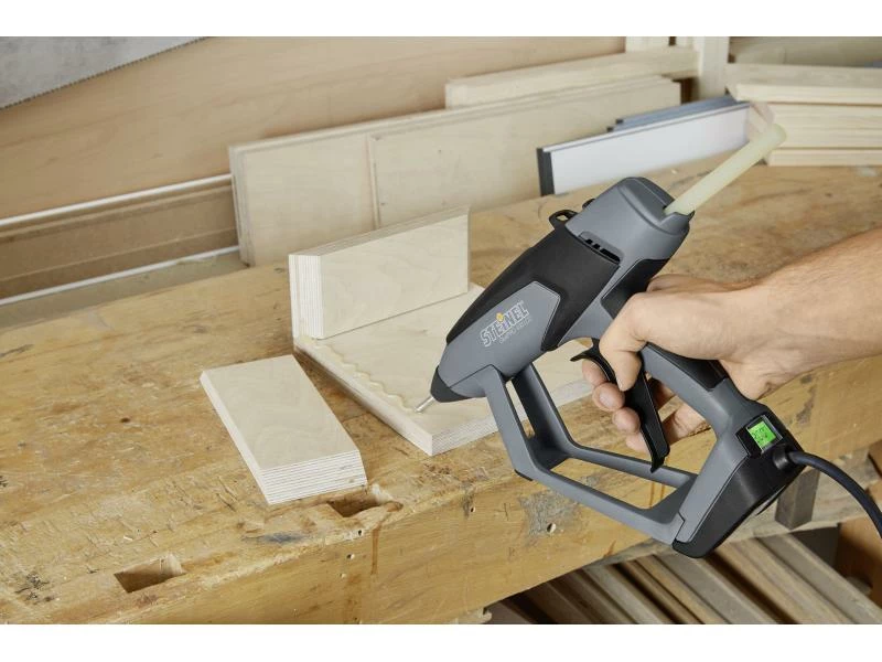 Steinel Heissklebepistole GluePRO 400 LCD in Faltschachtel 4 Steinel Heissklebepistole GluePRO 400 LCD in Faltschachtel – Bild 3