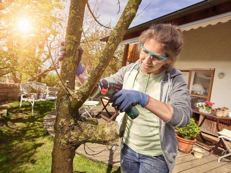 Bosch Akku-Säge EasyCut 12 Kit 4 Bosch Akku-Säge EasyCut 12 Kit – Bild 2